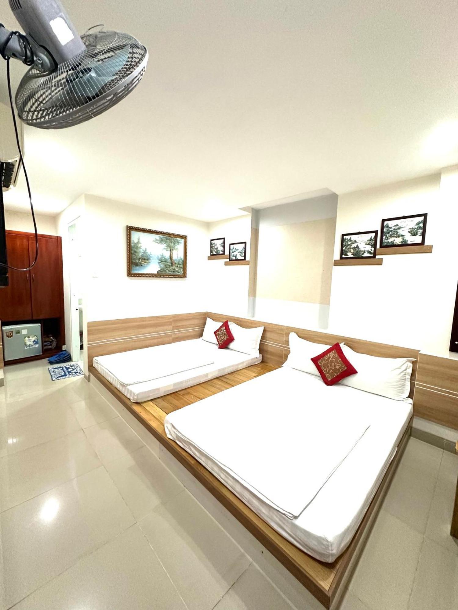 Nguyen Ha Hotel *